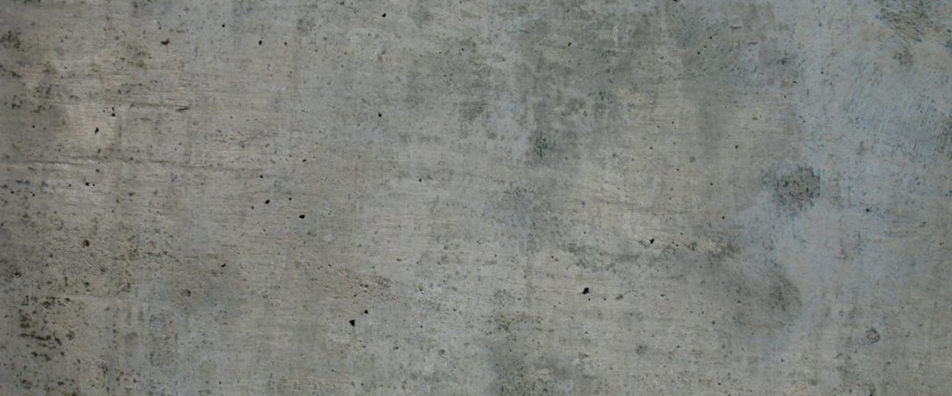 What is the Difference Between Cracking and Spalling in Concrete?