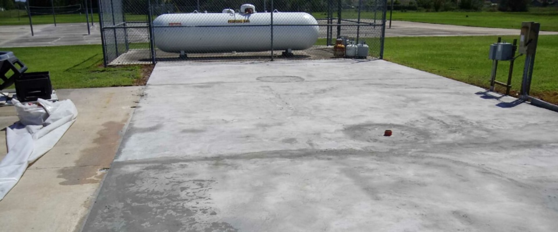 How to Fix a Peeling Concrete Base